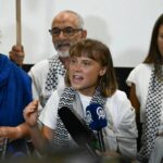 Flotilla, altri 161 attivisti espulsi da Israele. Media: “Netanyahu ordinò attacchi, droni da sottomarino”