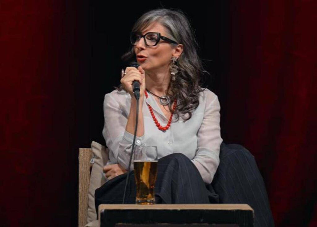 Francesca Albanese a Tintoria: “Via da In Onda, avevo appuntamento qui”