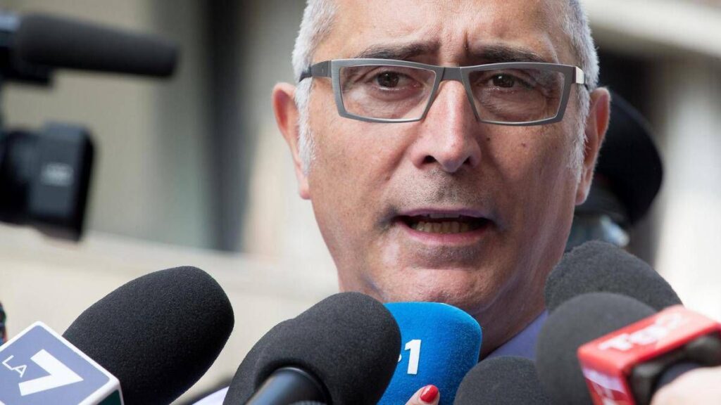 Garlasco, il legale di Bossetti: “Lovati da Corona? Fango su Yara, disgustato”