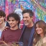 Gassman torna in ‘Un professore 3’: “Educazione sessuale a scuola necessaria, non si può demandare ai porno”