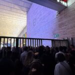 “Giù le mani dalla Flotilla”, manifestanti pro Pal bloccano stazione centrale a Napoli. A Roma Termini accessi contingentati