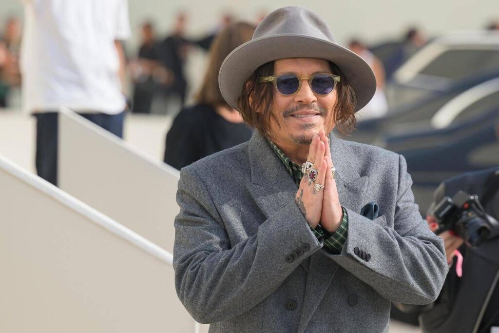 Il ritorno di Johnny Depp al cinema, Hollywood lo riaccoglie con ‘Canto di Natale’