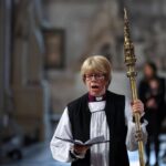 Inghilterra, la chiesa è guidata da una donna: mai successo in 5 secoli