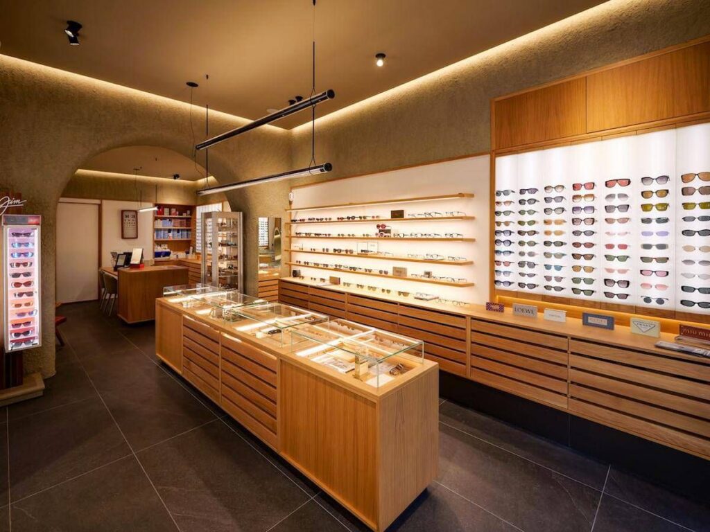 La Filottica porta a Roma l’ultima frontiera dell’ottica: “Occhiali che migliorano la vista e l’udito in un solo gesto”