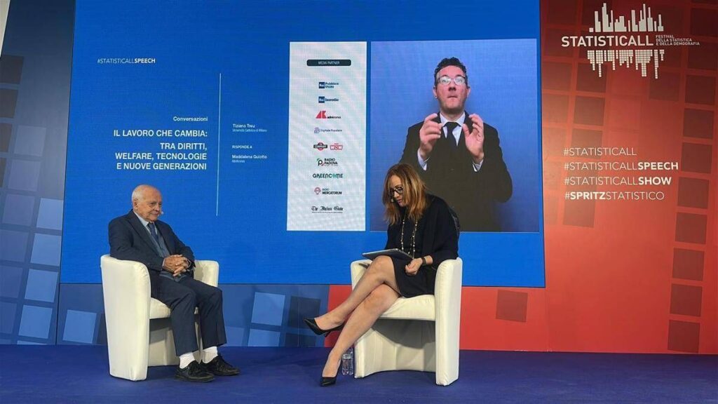 Lavoro, Treu: “Cambiamento c’è sempre stato ma non riusciamo a controllare IA”