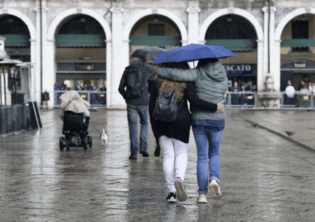 Maltempo nel weekend, in arrivo piogge e venti forti: ecco quando e dove