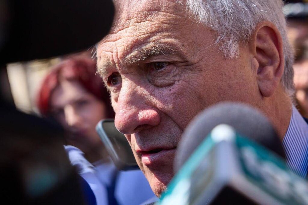 Manovra, Tajani: “Tassa su extraprofitti concetto da Unione Sovietica, non ci sarà”