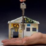 Manovra, cedolare secca per affitti brevi sale al 26%: cosa significa