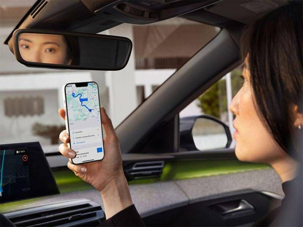 PEUGEOT semplifica la mobilità elettrica