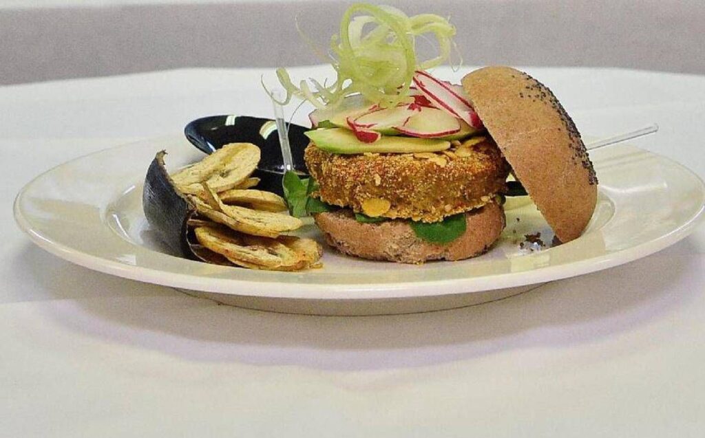 Parlamento europeo boccia uso di termini come ‘salsiccia di tofu’ o ‘hamburger vegetale’