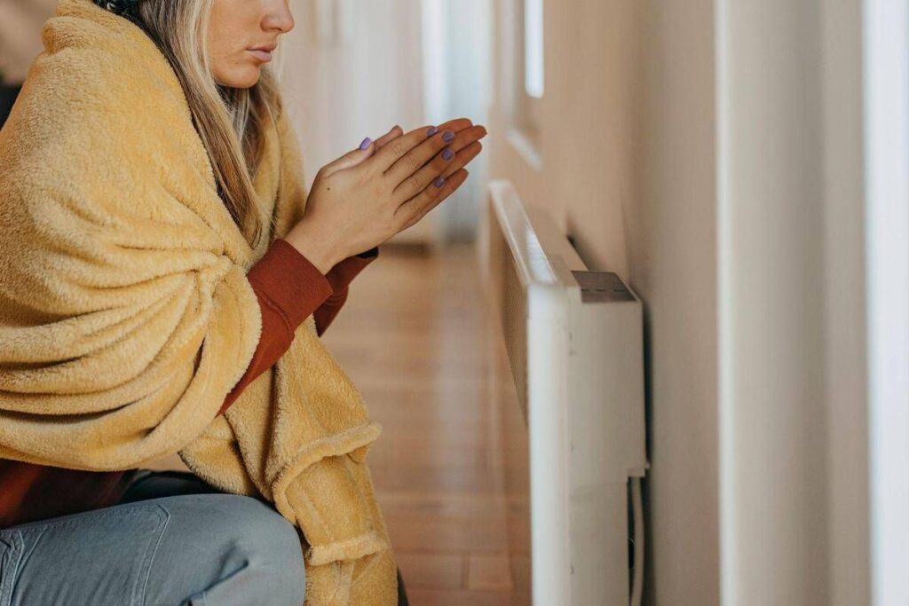 Riscaldamenti, via all’accensione dei termosifoni: le quattro linee guida per l’inverno