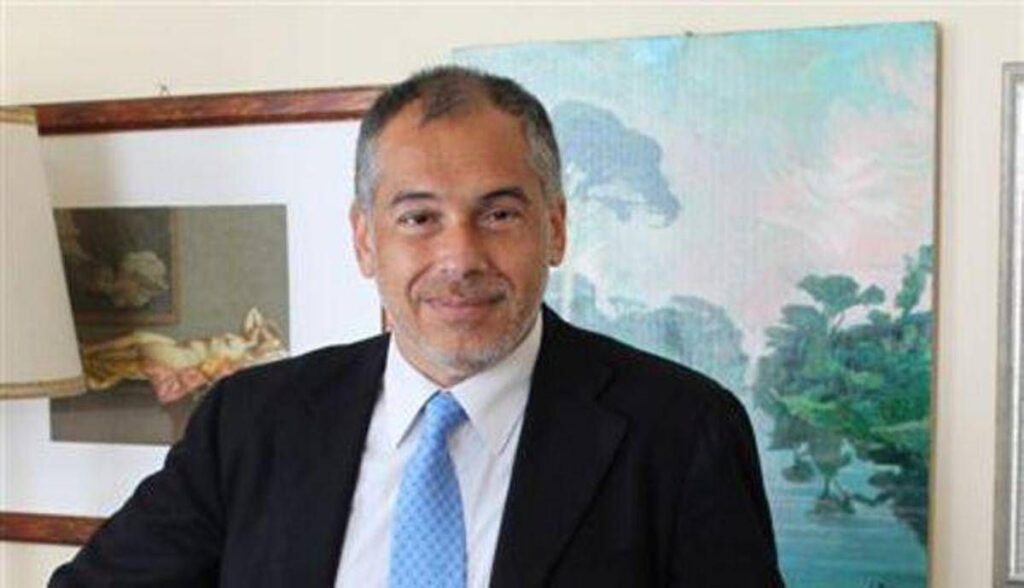 Sciopero, il giuslavorista: “Legge tutela anche diritti utenti allo stesso modo”