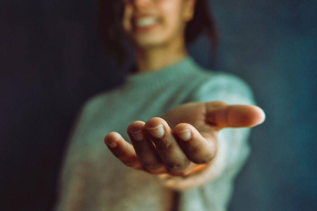 Sei milioni di italiani con disturbi psiche e cervello, esperti: “Cure siano uguali per tutti”