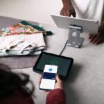 Shopping di fine anno: acquisti multicanale per gli italiani, spesa media di 227€