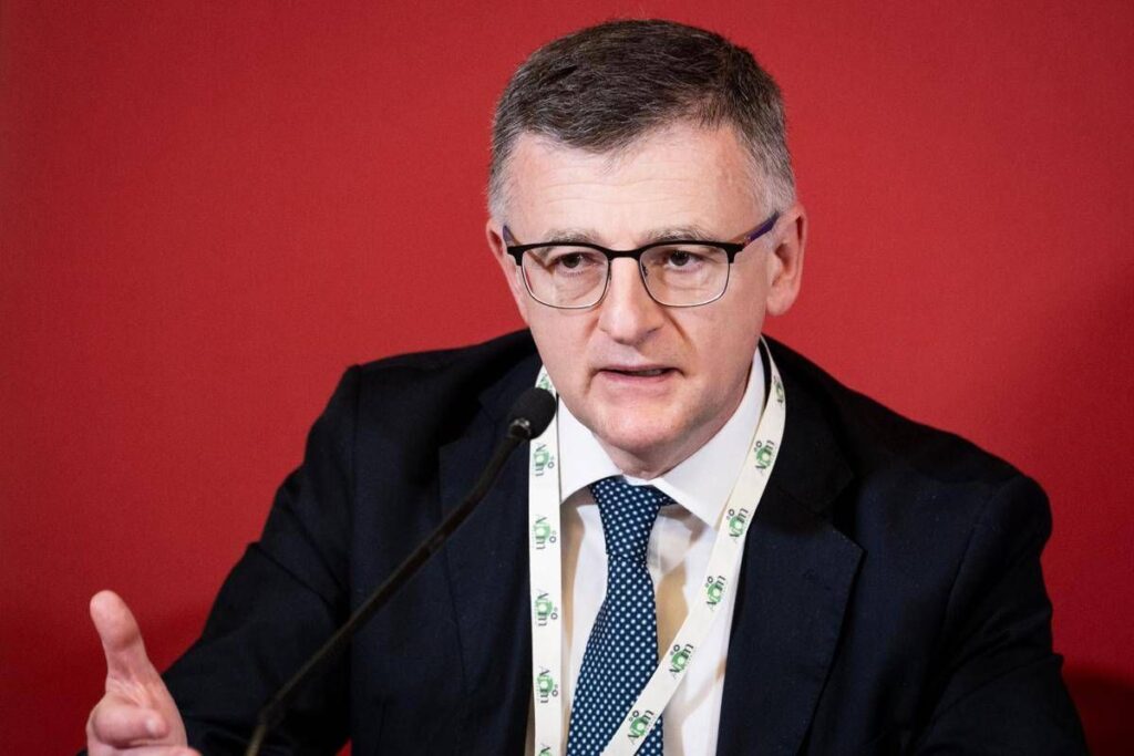 Aiom, Nicola Silvestris eletto segretario degli oncologi italiani