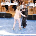 Amici, oggi domenica 2 novembre puntata con 2 sfide