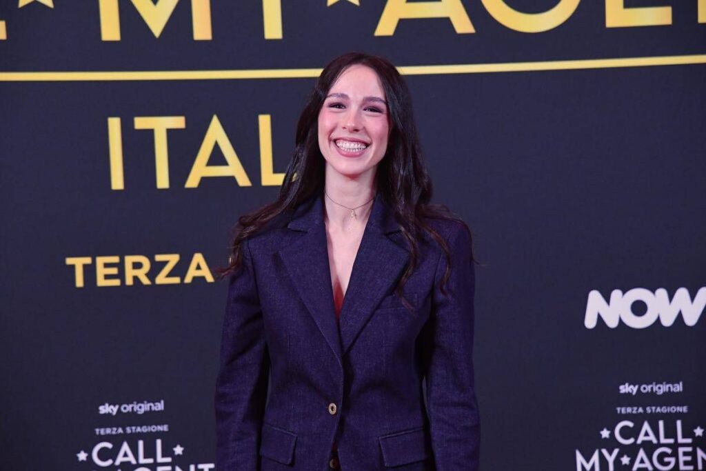 Aurora Ramazzotti smentisce i ritocchini: “Spero di aver ereditato di geni di mamma Michelle”