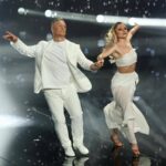 Ballando, guai per Paolo Belli? Anastasia Kuzmina: “Sono bloccata con il collo”