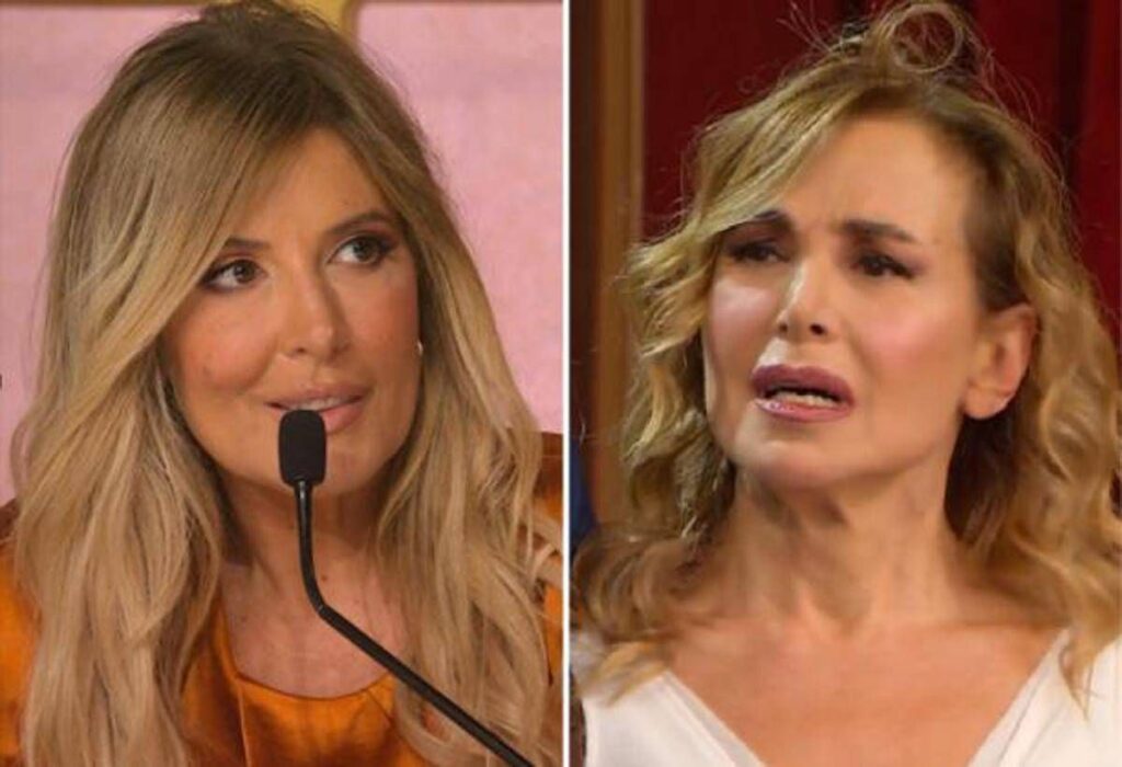 Ballando, la mano di Barbara D’Urso trema e Selvaggia Lucarelli attacca: “È una sceneggiata”