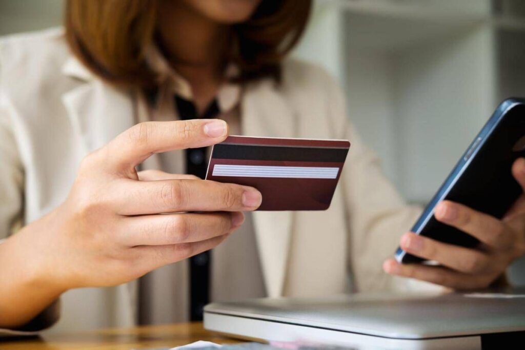 Bonifici istantanei, dal limite di spesa ai sospetti di truffa: a cosa fare attenzione