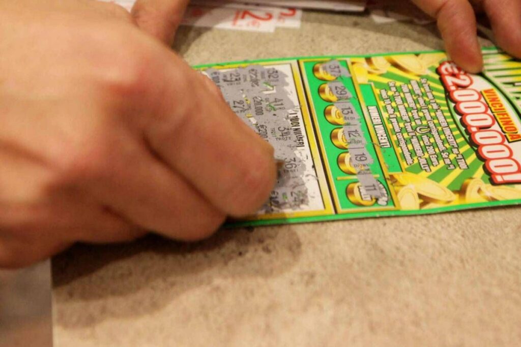 Castelfranco, Gratta e vince 2 milioni: è caccia al fortunato vincitore