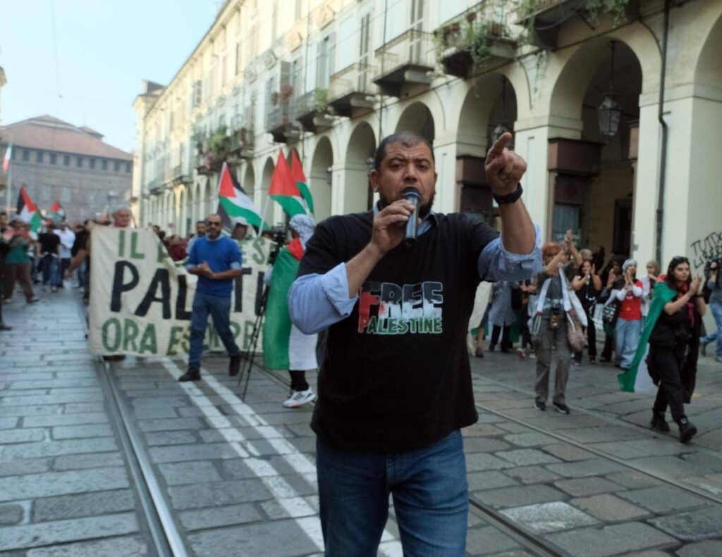 Decreto espulsione per imam di Torino: “E’ fondamentalista e antisemita”