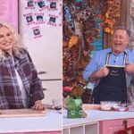 È sempre mezzogiorno, il siparietto sul ‘cappone’: la richiesta di Clerici manda in tilt Persegani