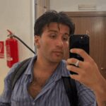 Eddie Brock a Sanremo 2026, chi è il cantautore romano: dalla reception all’Ariston