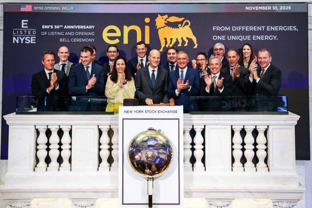 Eni celebra 30 anni di quotazione al Nyse, Descalzi: “Grazie a strategia risultati importanti”