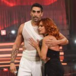 Filippo Magnini, la ‘presa’ a Ballando lo mette ko: “Ho il collo mezzo bloccato”