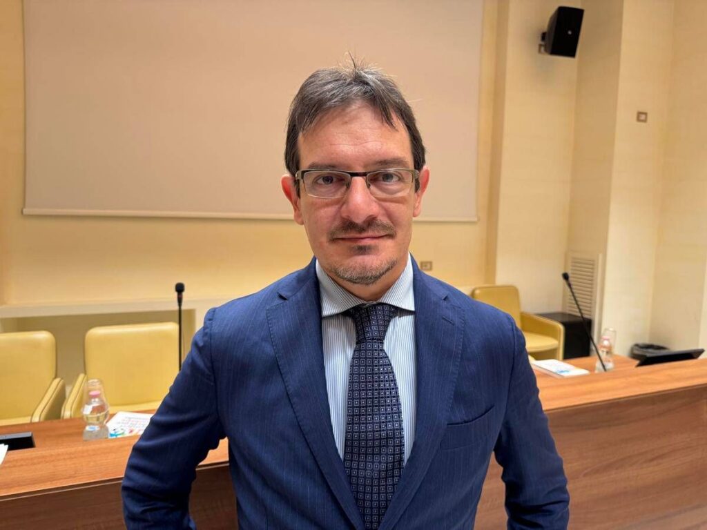 Finzi (AstraRicerche): “Il 60% degli italiani favorevole al raddoppio del prezzo delle sigarette”