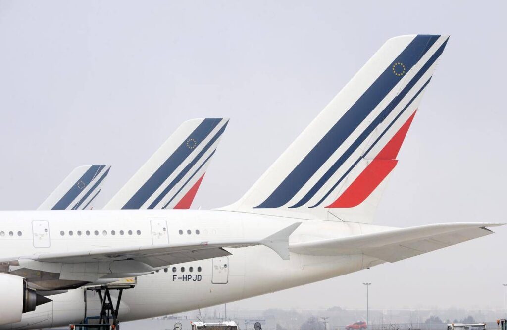Francia, odore di bruciato in cabina: aereo diretto a Seul atterra a Monaco