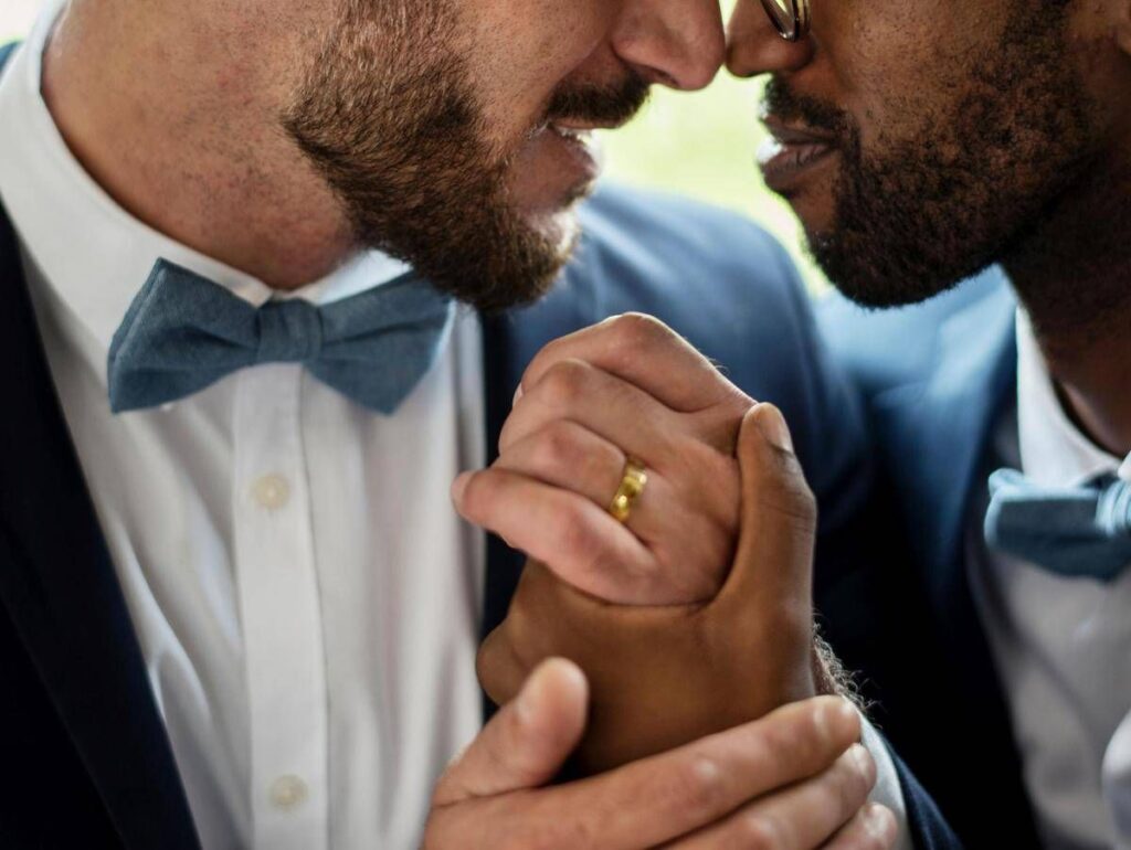 “Matrimonio gay contratto in Europa va riconosciuto”, la sentenza della Corte Ue