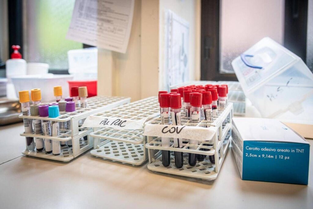 Medicina di laboratorio, ‘un semplice esame per scoprire in anticipo le patologie’