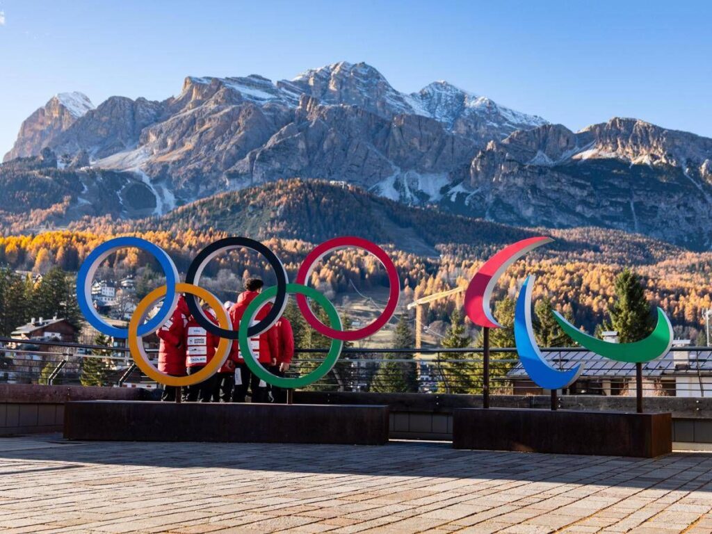 Olimpiadi, decollano gli affitti brevi: aumenti fino a +409,5% a Bormio e Cortina