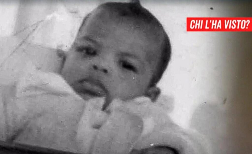 Padre gli lascia l’eredità a sua insaputa. E lui scrive a ‘Chi l’ha visto?’: “Ero io quel bimbo”