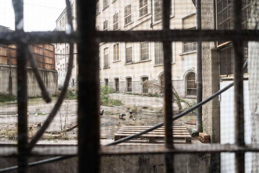 Studente accoltellato a Milano, i due aggressori maggiorenni: “Molto dispiaciuti per la vittima”