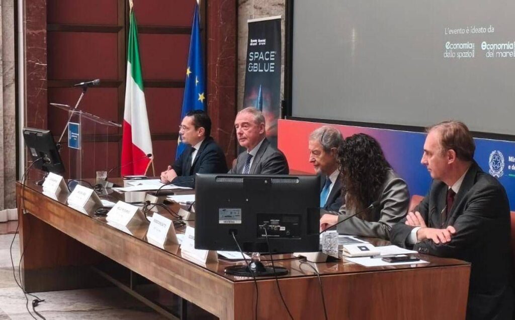 Urso: “Spazio e mare, due settori per lo sviluppo dell’eccellenza scientifica e manifatturiera italiana”