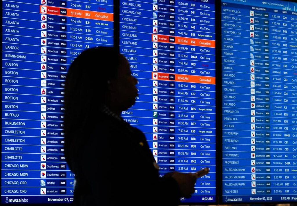 Usa, caos in 40 aeroporti per lo shutdown: oltre mille voli cancellati
