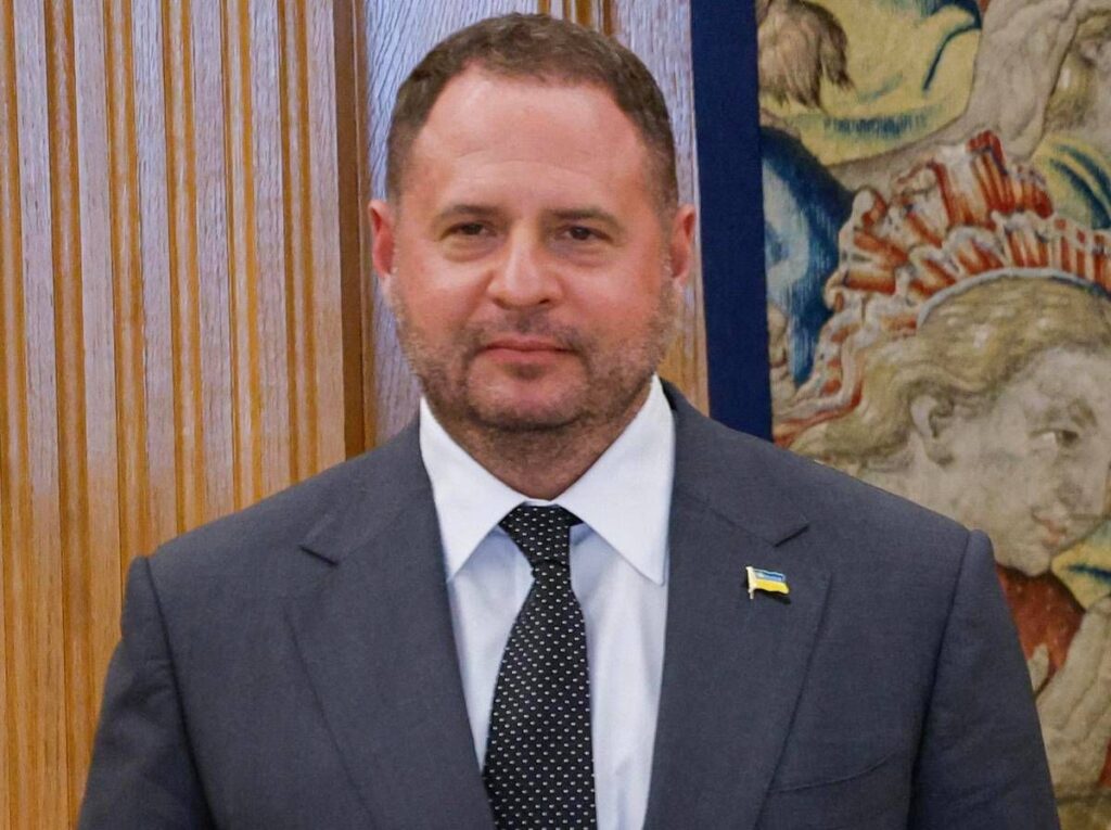 Yermak, chi è il ‘tagliatore di teste’ alleato di Zelensky dai tempi della tv