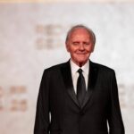 Anthony Hopkins, 50 anni di sobrietà. Il messaggio per chi lotta: “Scegliete la vita”