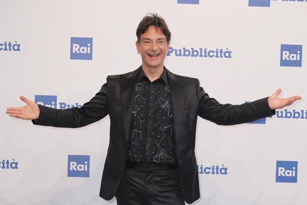 Domenica In, Paolo Fox svela l’Oroscopo 2026: da Venier e Savino, cosa dicono le stelle