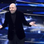 Dono di Natale da Checco Zalone, stasera videomessaggio su Mediaset a reti unificate