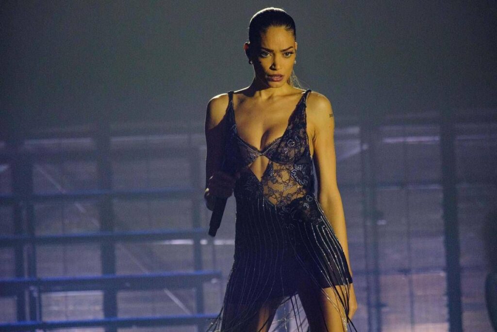 Elodie a sorpresa annuncia ‘Show 2027’, si parte da Ancona