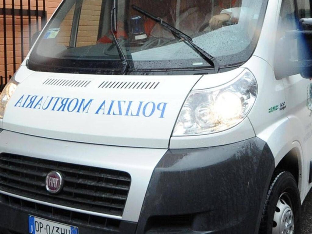 Firenze, cadavere trovato in un baule: fratelli ricoverati in struttura protetta