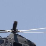 Il pilota dei soccorsi sull’Himalaya e gli operai, chi era a bordo dell’elicottero caduto