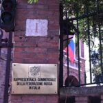 L’ambasciata russa attacca Repubblica e La Stampa: “Megafoni anti Mosca”