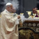 Leone XIV alla messa di Natale: “Come non pensare a Gaza, alle tende esposte al freddo”