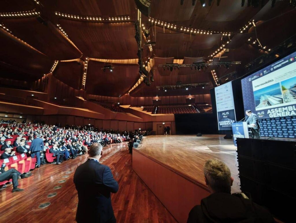 Logistica, Angelilli (Lazio): “Primo fattore per sviluppo, 2026 sarĂ anno di negoziazioni”