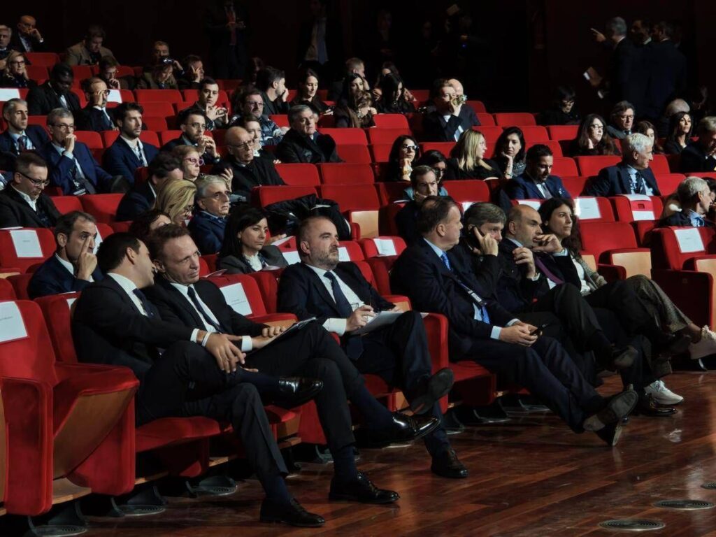 Made in Italy, premio Alis consegnato a Lollobrigida